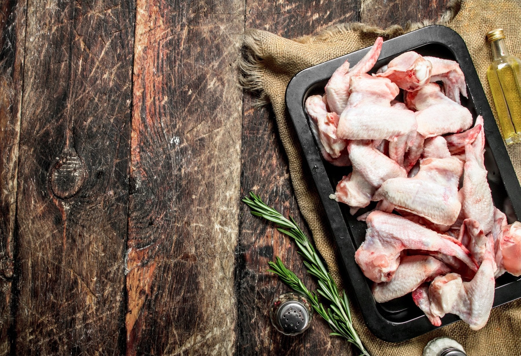 Fresh chicken wings from Buckeye FarmZ